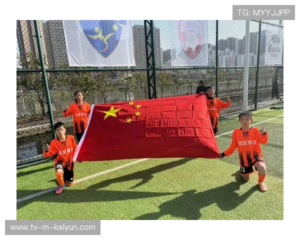 足球联赛推动俱乐部青训成果对外公示与评估体系，足球青训俱乐部管理制度